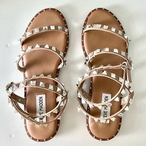STEVE MADDEN Travel studded wrap sandals